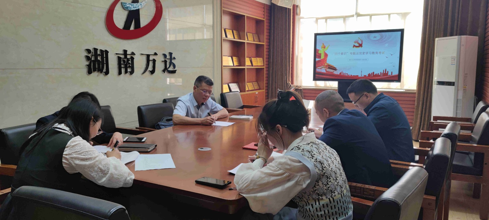 考试1_副本.jpg 考试1_副本.jpg